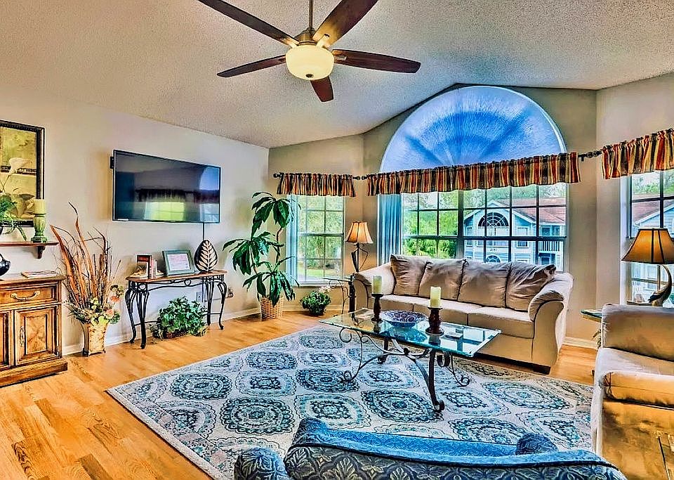 1st image of 2050 Royal Bay Blvd APT 6