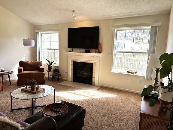 5th image of 704 Ames Dr