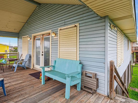 3rd image of 16526 Jean Lafitte Rd