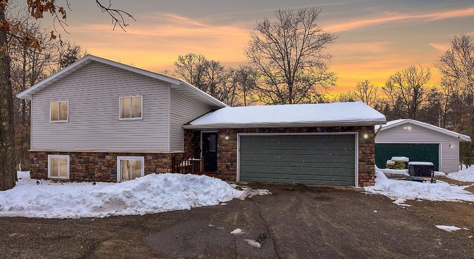 1st image of 14603 White Pine Dr
