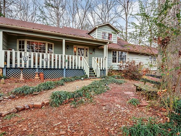 2nd image of 378 Diana Dr