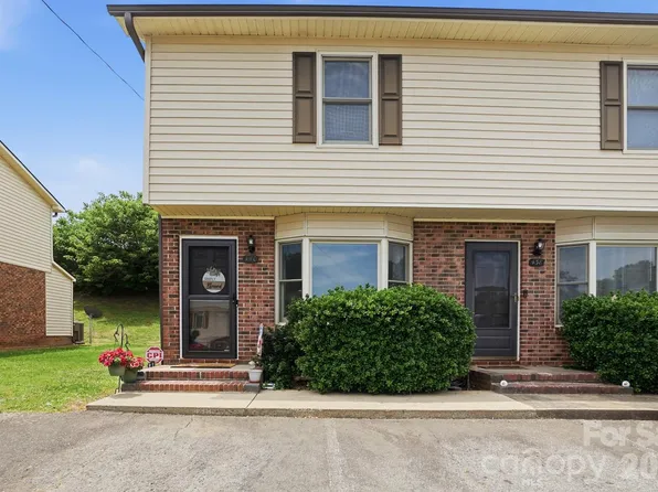440 Stoneycreek Ln, Rock Hill, SC 29730