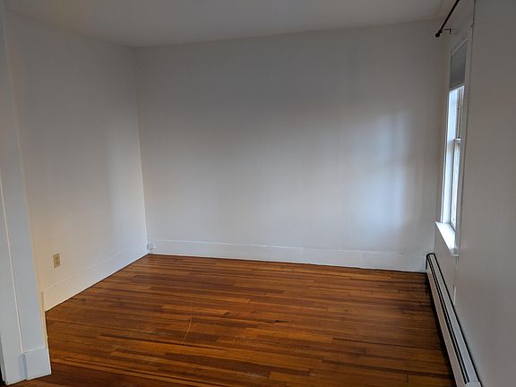 3rd image of 23 Madison St #1L