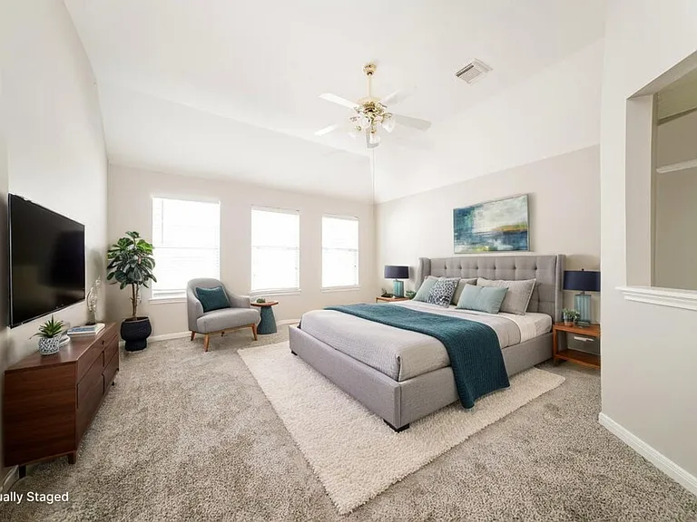 11727 Newlands Ct — Photo 12