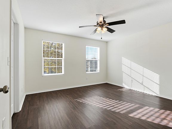 5th image of 9516 W Portola Dr