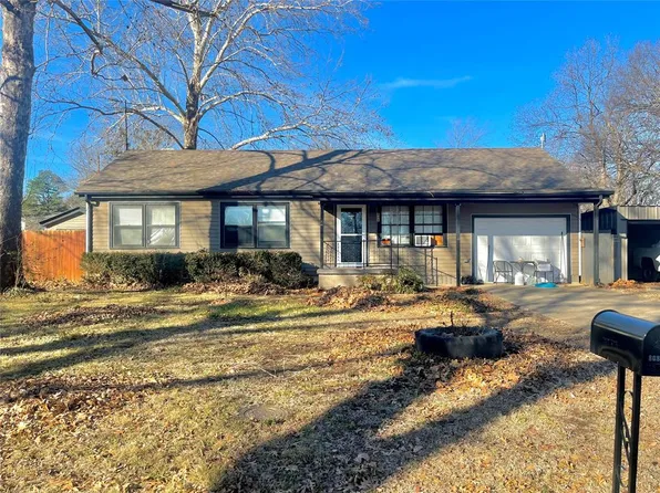 808 M Ave, Maysville, OK 73057