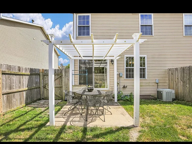 Summer Sage Ct — Photo 17