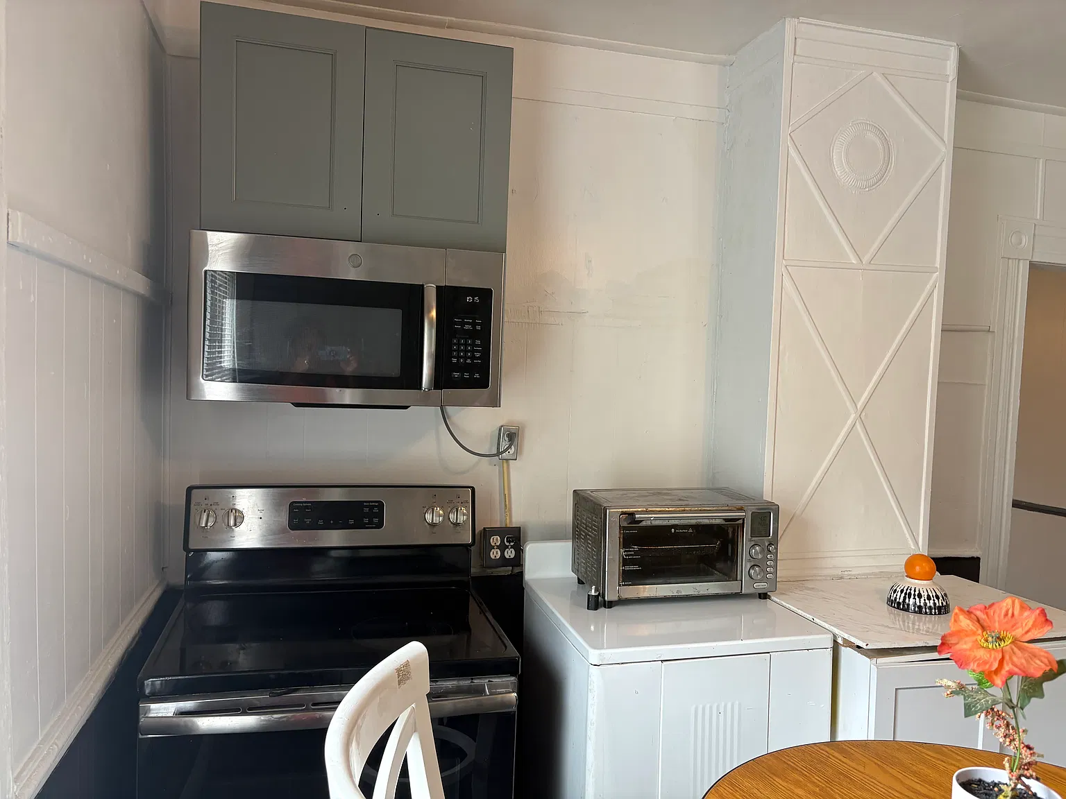 3 bed, 1080 sqft, $1,400 — Photo 3