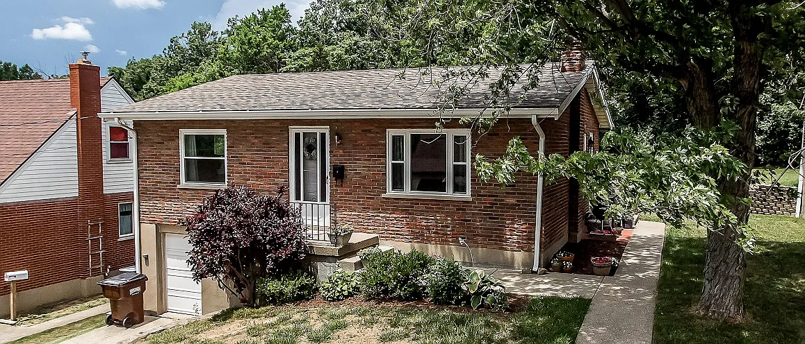 19 E Ridge Pl photo 1