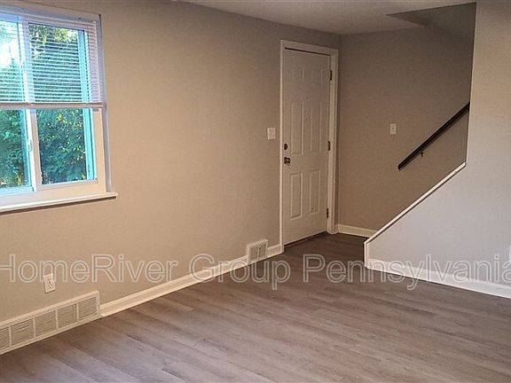 5th image of 511 Vogels Ln