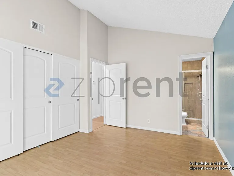 4252 Gordon St — Photo 11