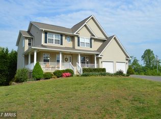 12318 Glade Dr, Fredericksburg, VA 22407