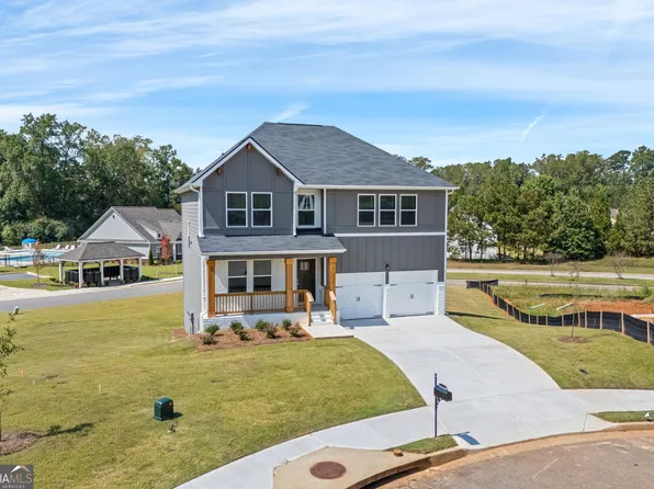 205 Freshwater Ct #E33, Lagrange, GA 30241