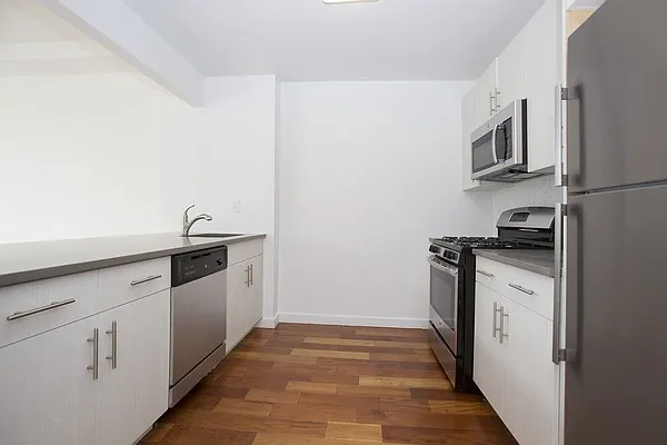 Rented by REAL New York | media 4