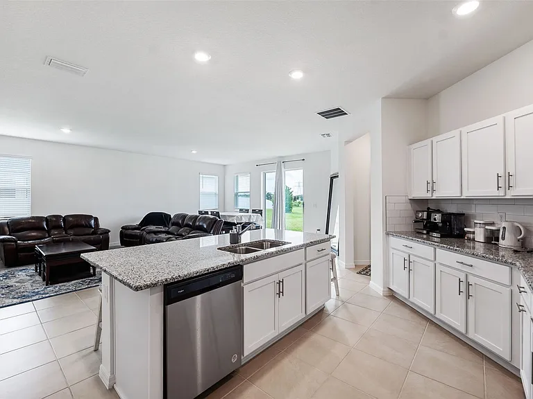 12811 Achasta Blvd — Photo 4