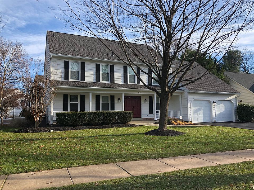 1st image of 945 Willowleaf Way