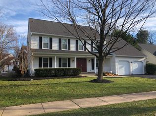 945 Willowleaf Way, Potomac, MD 20854