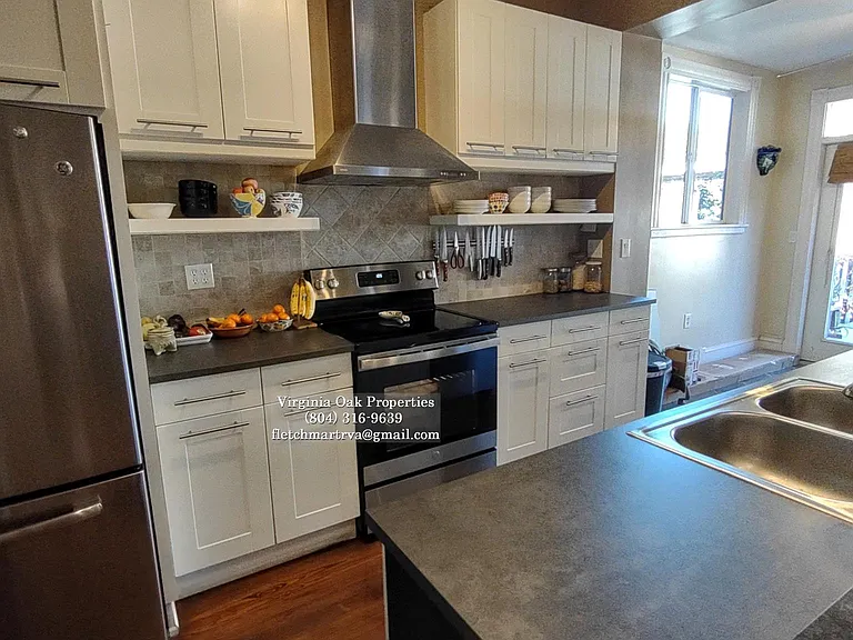 2116 Rosewood Ave — Photo 12