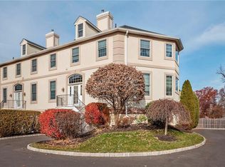 5 Sevell Cir, Clark, NJ 07066