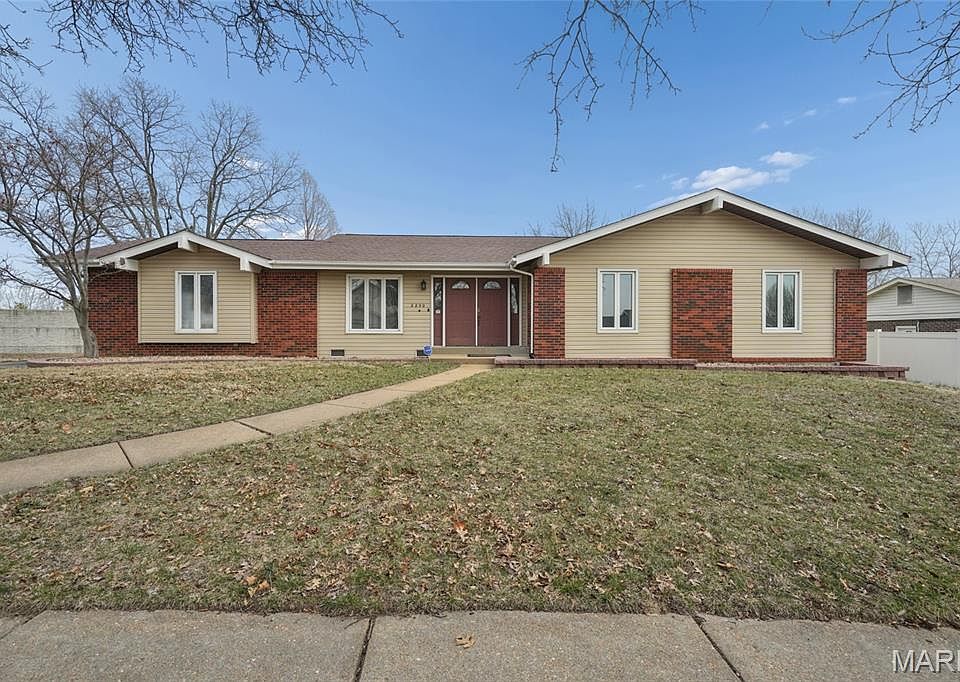 1st image of 2250 Seven Pines Dr