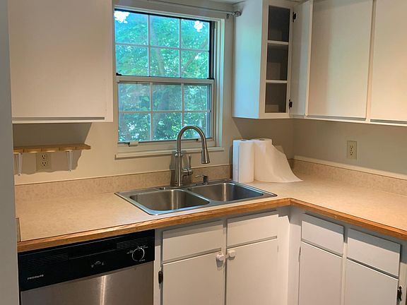 4th image of 5112 Dalmeny Ct #5112