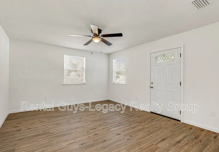 10553 Citrus Ln — Photo 5