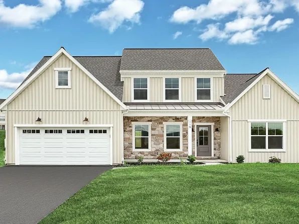 116 Blue Mountain Blvd, Carlisle, PA 17013