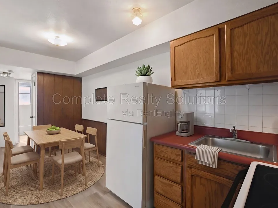 8816 Lucas And Hunt Rd #C