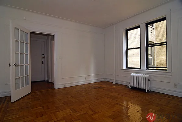 Rented by Wave Real Estate Group | media 19