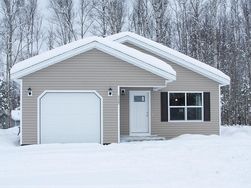 2nd image of 48379 Murwood Ave