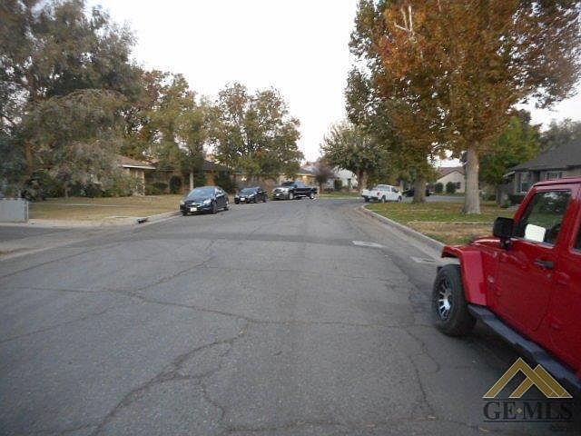 2nd image of 3039 Spruce St