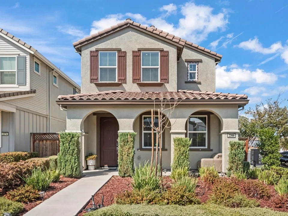 2266 S Stunham Ln