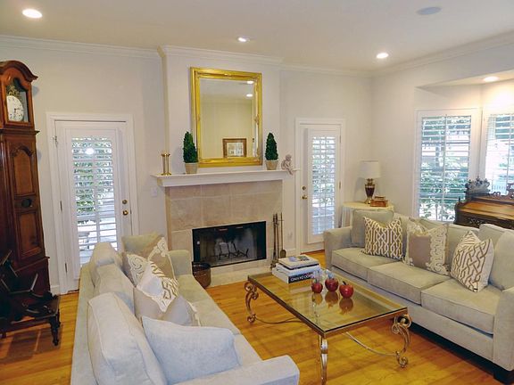 3rd image of 20115 Bonnie Brae Way