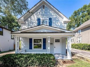 4534 Bell St, Kansas City, MO 64111