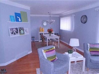 5th image of 4319 Manor Ave