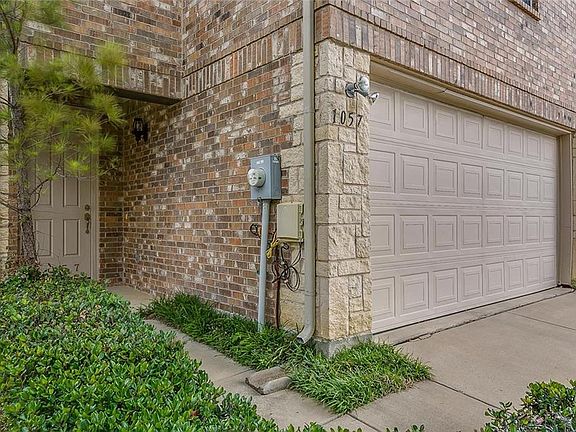 4th image of 1057 Alyssa Ln