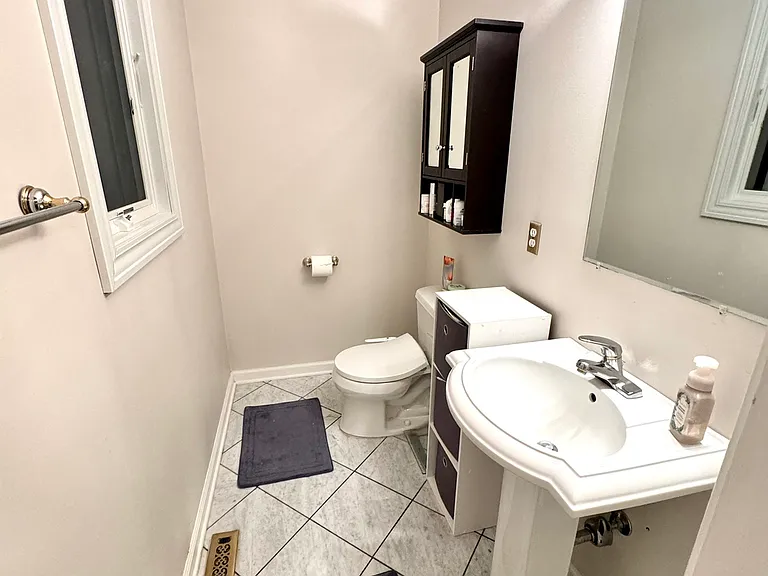 14232 Landings Way — Photo 33