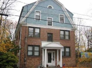 58 60 Taft Ave #1, East Side of Providence, RI 02906