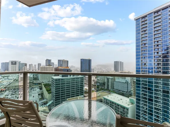 410 Atkinson Dr #2928, Honolulu, HI 96814