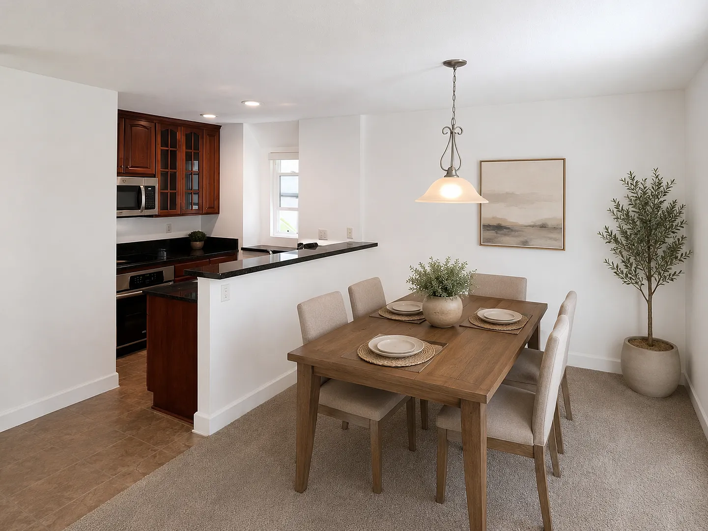 New paint & carpet! 2 bedroom, 2 bath top floor condo in La Jolla! — Photo 4