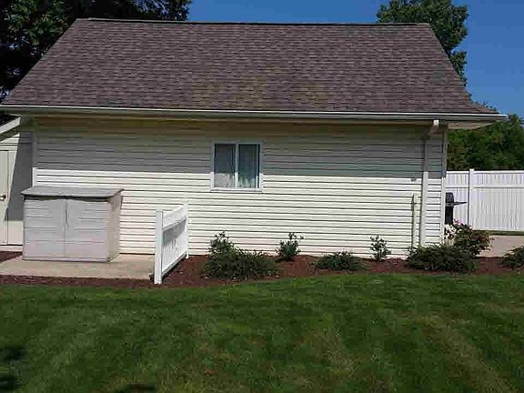 4th image of 4974 Northfield Dr