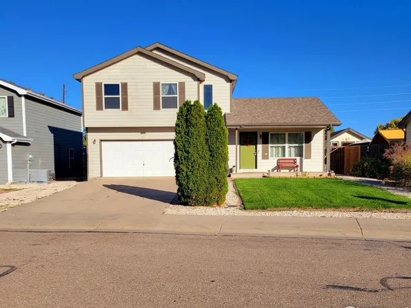 104 23rd Ave Ct, Greeley, CO 80631