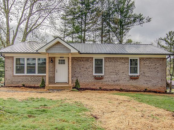 2nd image of 25343 Wexmouth Dr