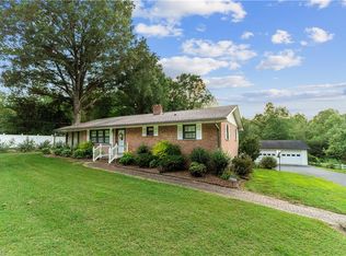3516 Courtney Huntsville Rd, Yadkinville, NC 27055