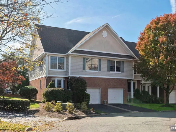 11 Staples Drive, Westwood, NJ 07675