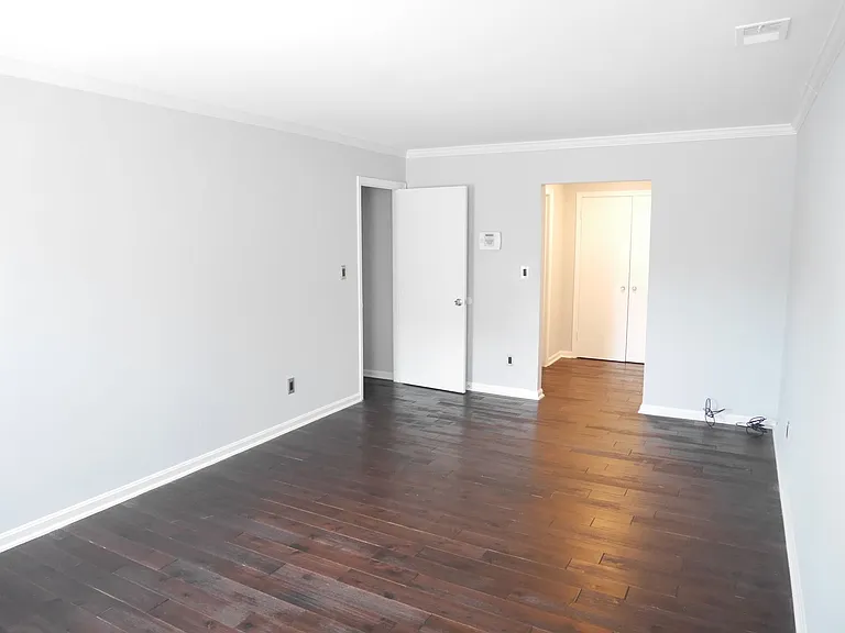 13706 Primrose Ct — Photo 15