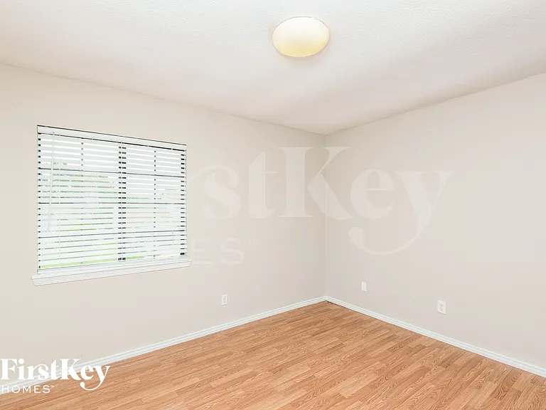7700 Castillo Rd — Photo 12