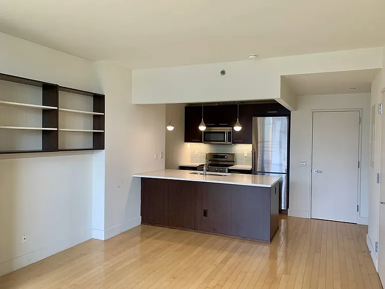 509 48th Ave #5J — Photo 6