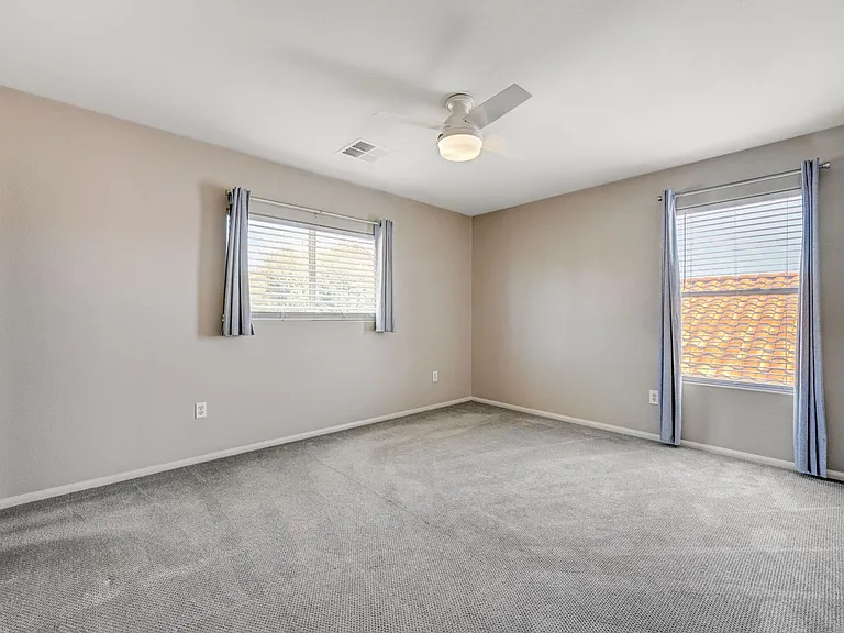 11092 Verismo St — Photo 33