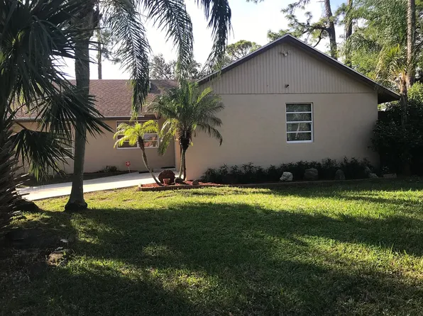 7723 Hilltop Dr, Lake Worth, FL 33463
